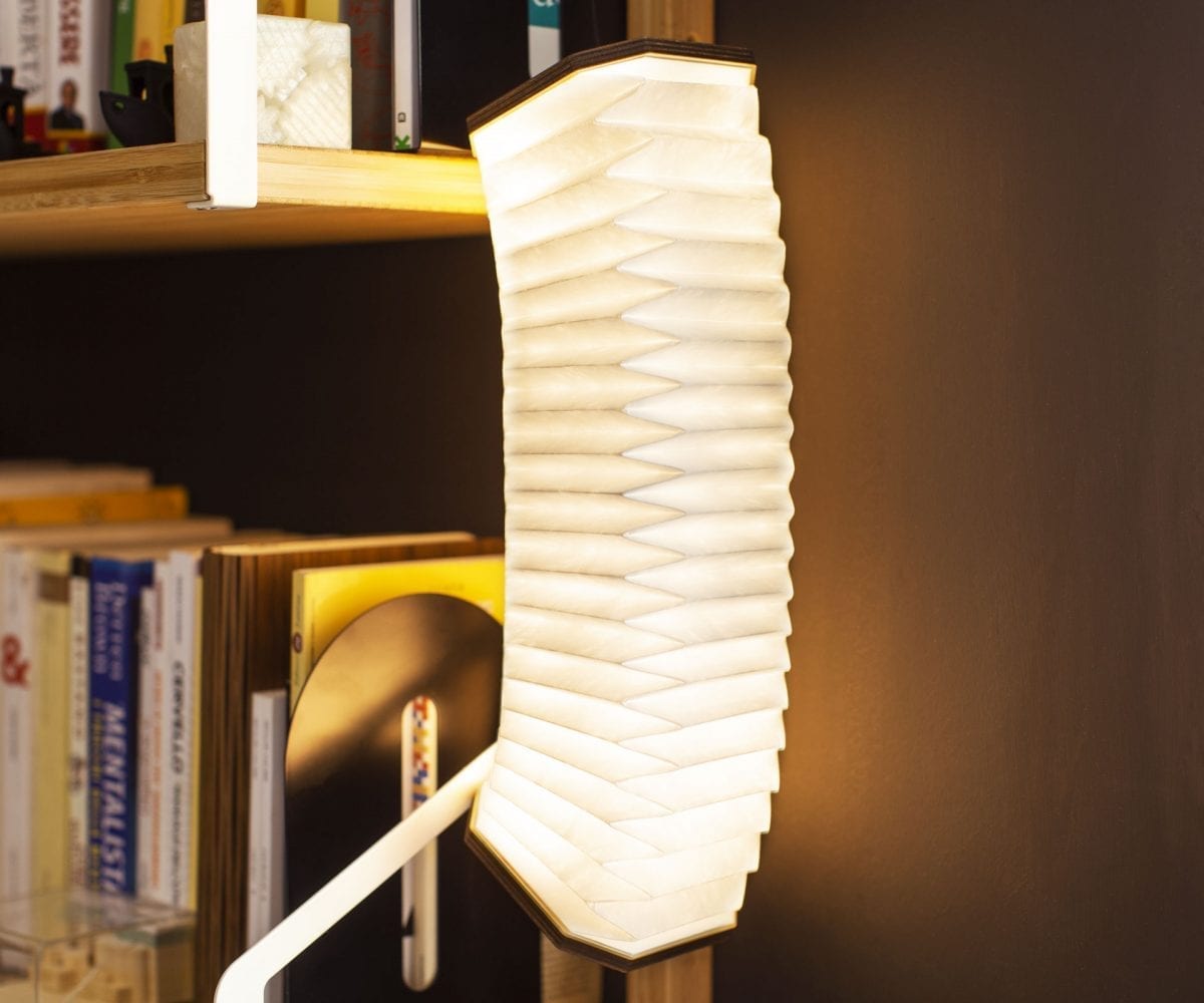 Lampada design da comodino ricaricabile di design a forma di libro